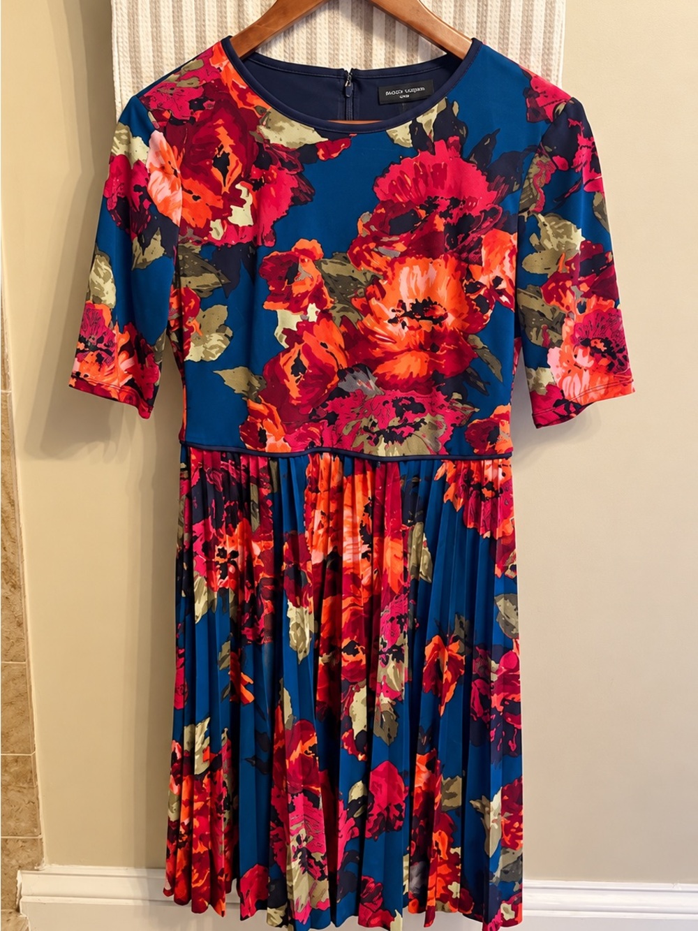 Maggy London Floral Pleated Midi Dress Teal Red Size 4